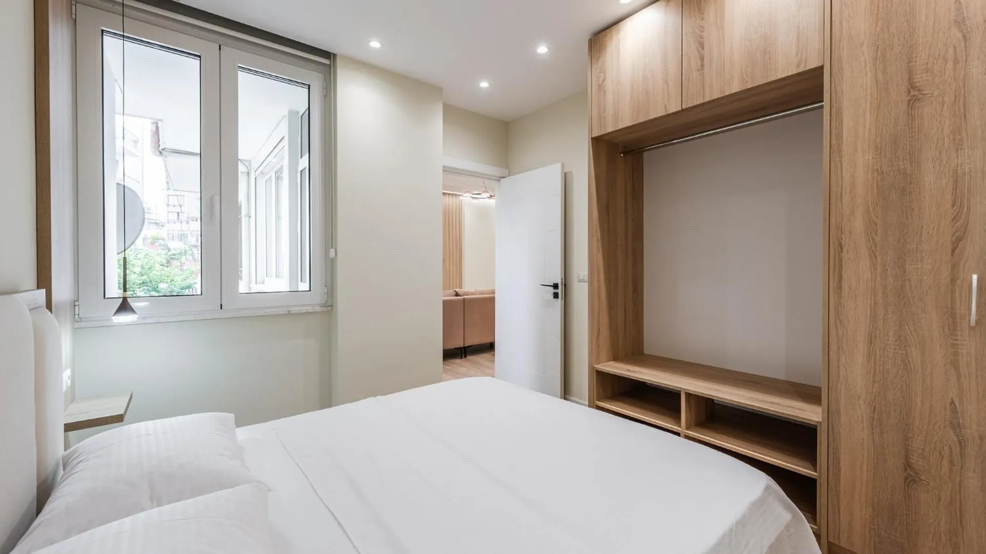 Apartment Lucas Central Home Tirana Albania